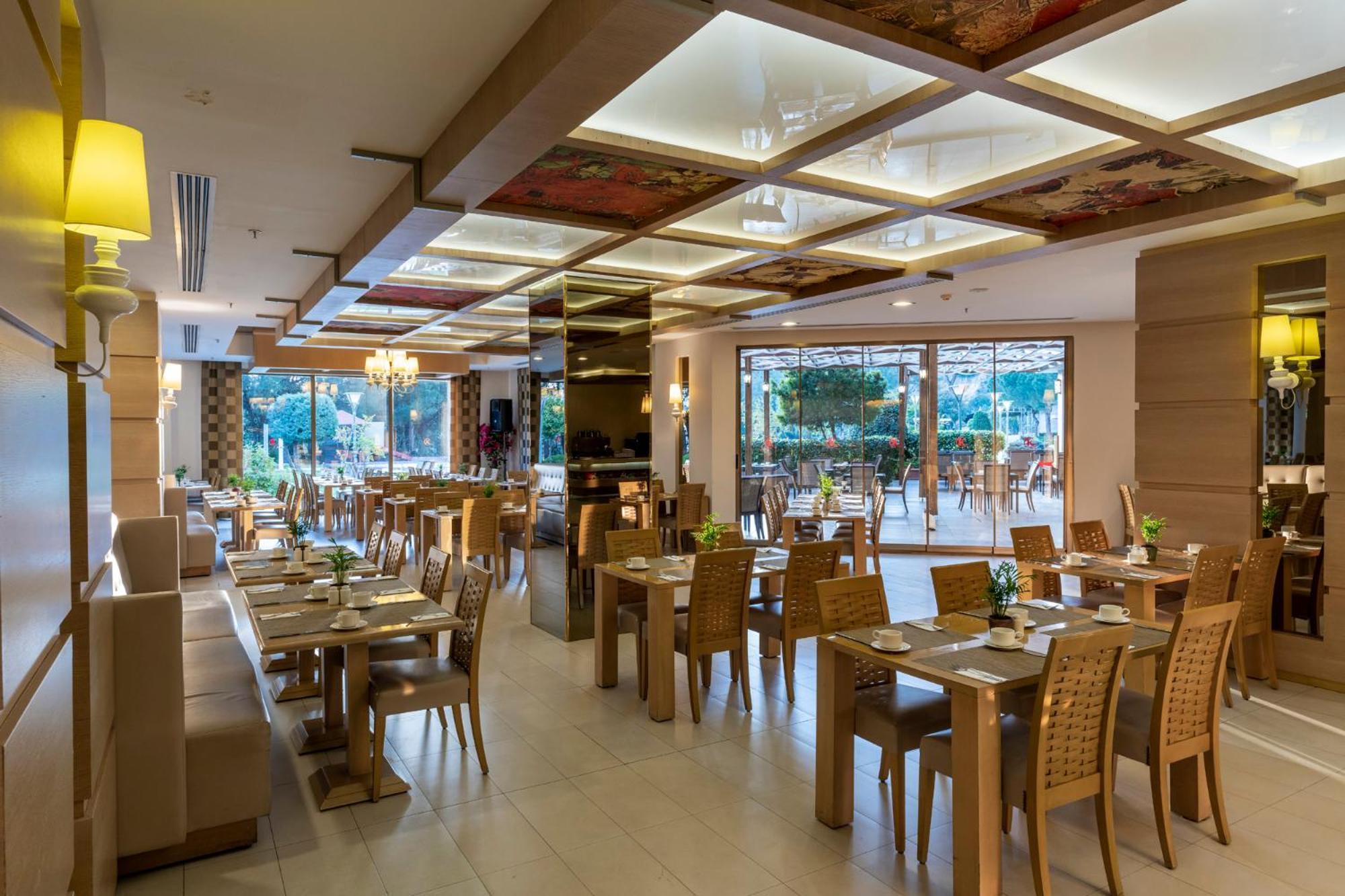 Kaya Izmir Thermal & Convention Exterior foto